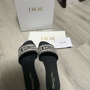 Brand new Dway slide